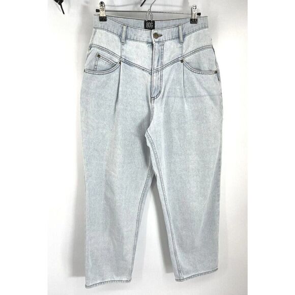 Urban Outfitters BDG Y2K High Rise Baggy Mom Jeans Size 28Yoke Light Wash Denim - Picture 1 of 11
